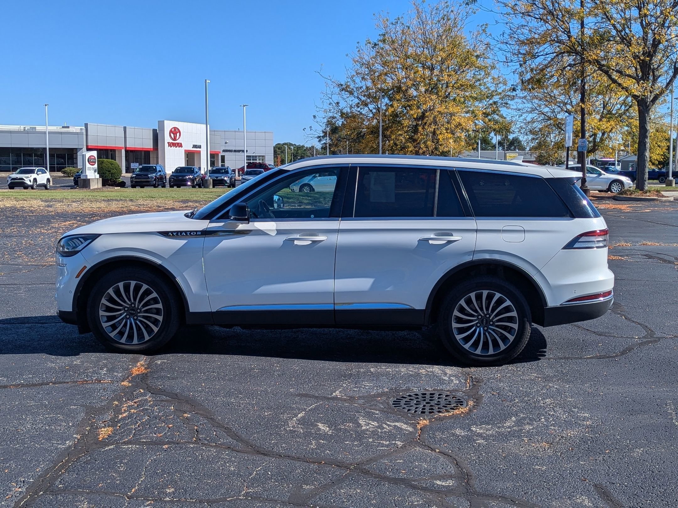 2020 Lincoln Aviator Reserve photo 2