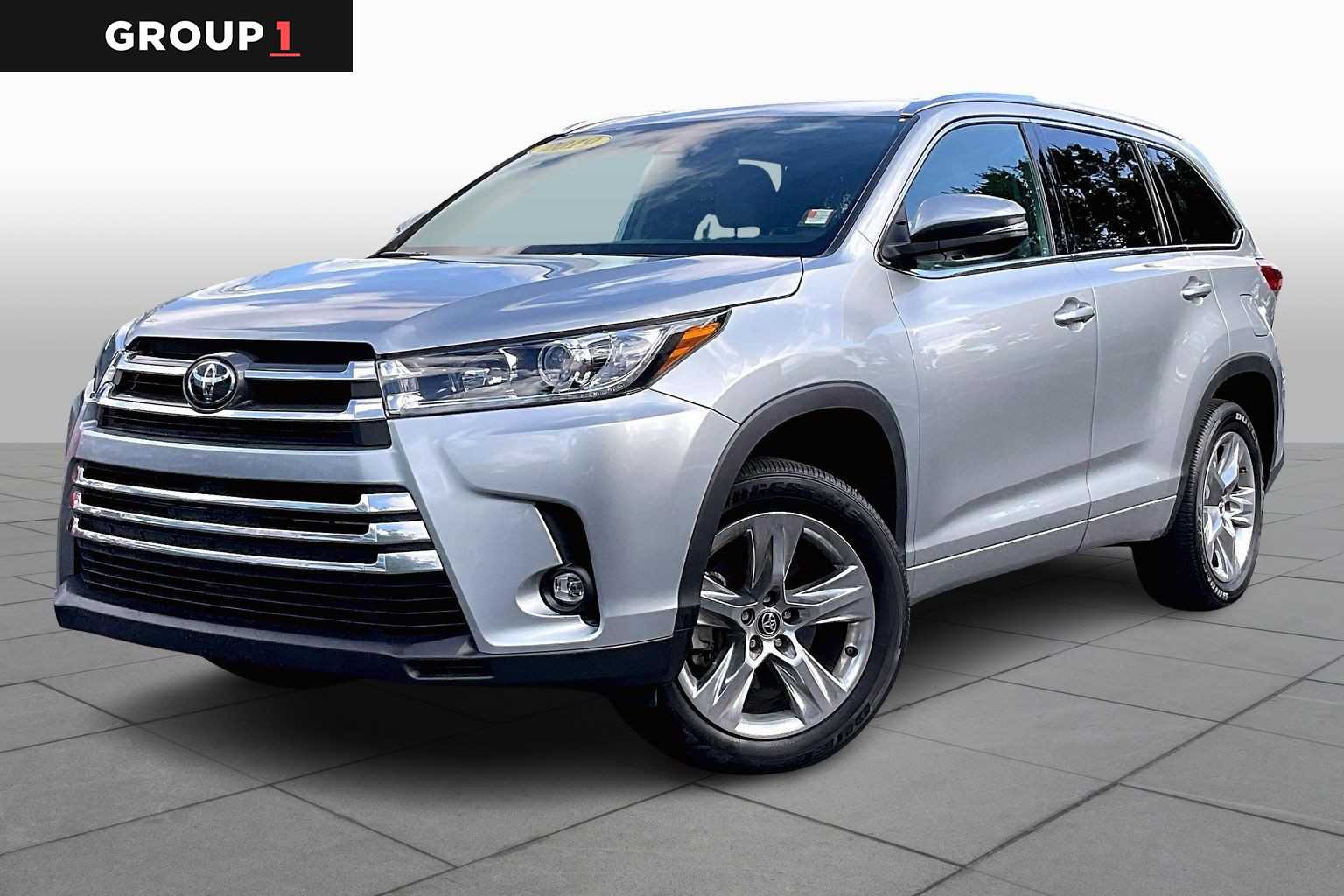 2019 Toyota Highlander Limited's photo