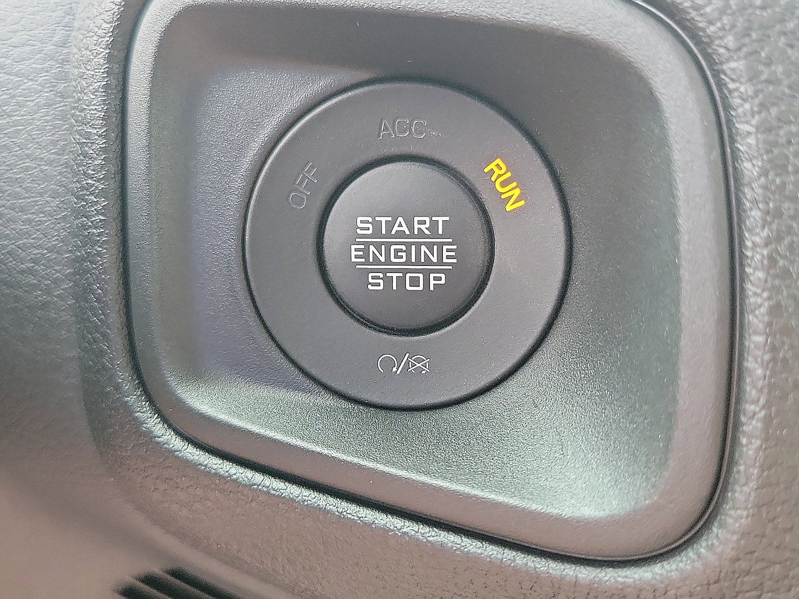 2025 Jeep Wrangler Sport photo 10