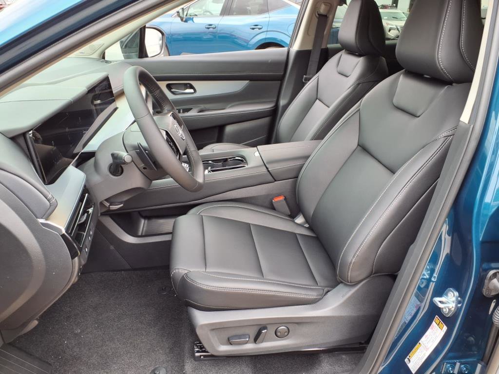 2025 Nissan Murano SL photo 3