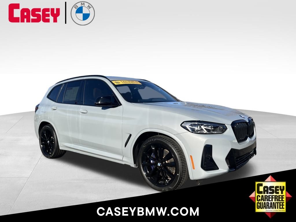 2023 BMW X3 40i's photo