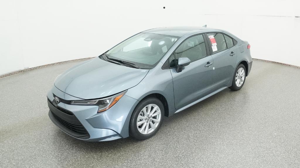 2026 Toyota Corolla LE's photo