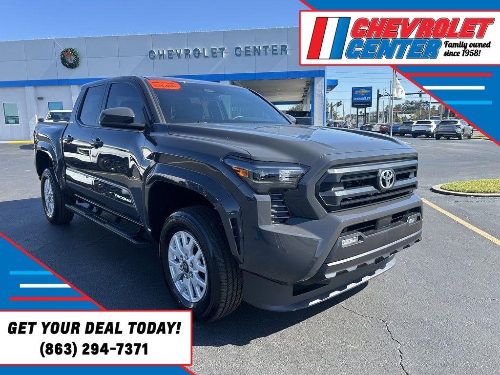 2025 Toyota Tacoma SR5's photo