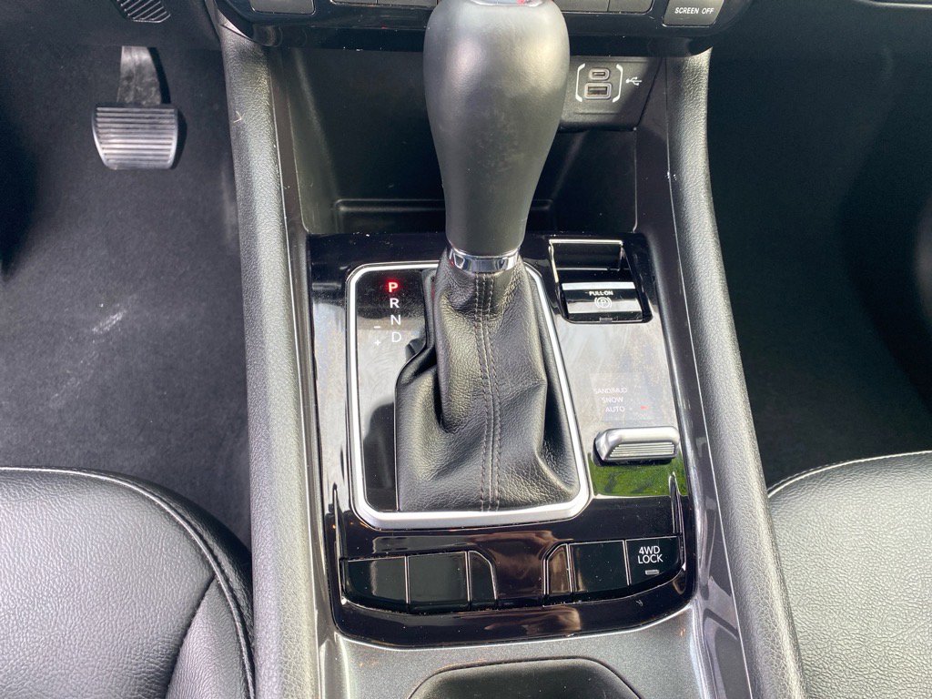 2022 Jeep Compass Latitude Lux photo 11