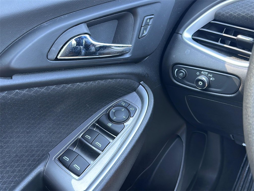 2024 Chevrolet Malibu LS photo 14