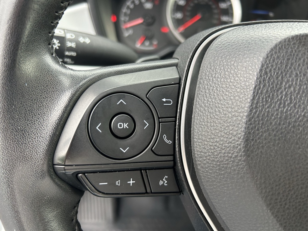2022 Toyota Corolla SE photo 13