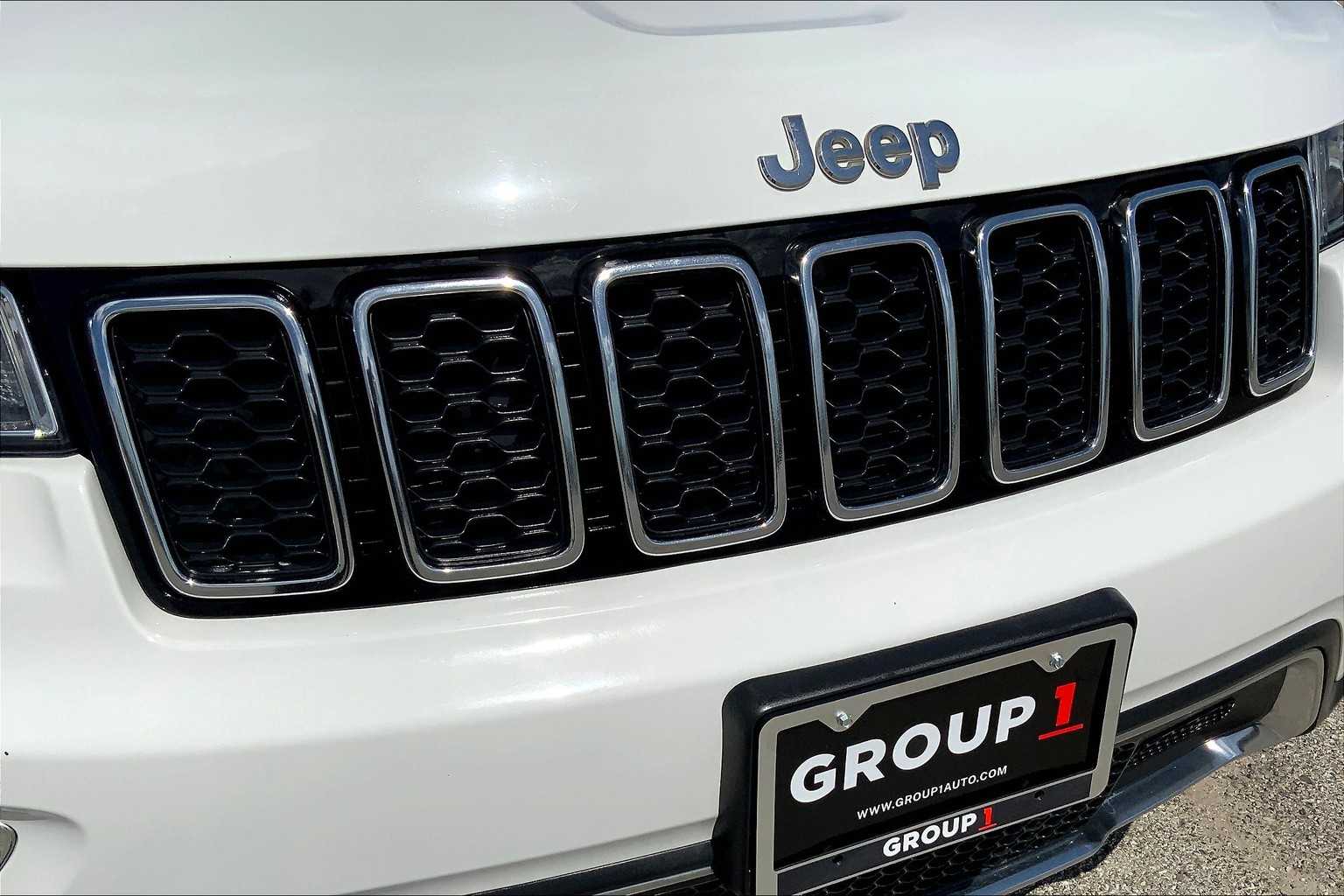 2020 Jeep Grand Cherokee Limited photo 25