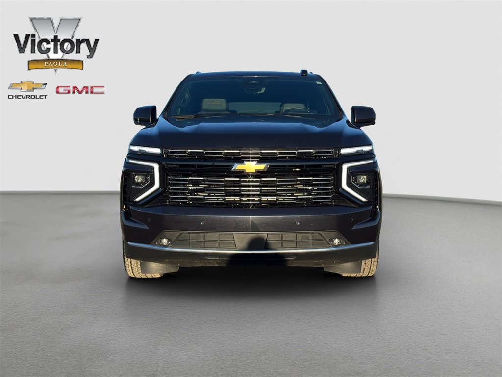 Used 2025 Chevrolet Suburban High Country with VIN 1GNS6GRL9SR236083 for sale in Kansas City