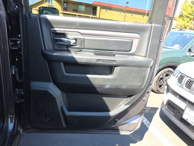 2024 Ram 1500 Classic Warlock photo 22