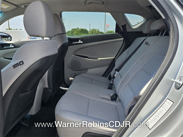 2019 Hyundai Tucson Value photo 2