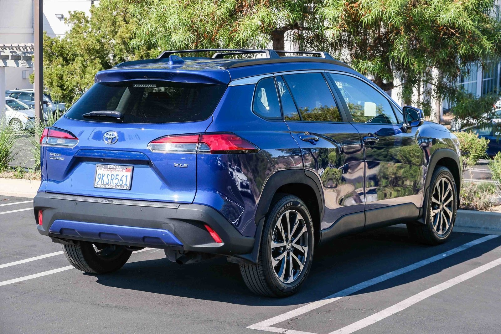 2023 Toyota Corolla Cross XLE photo 5
