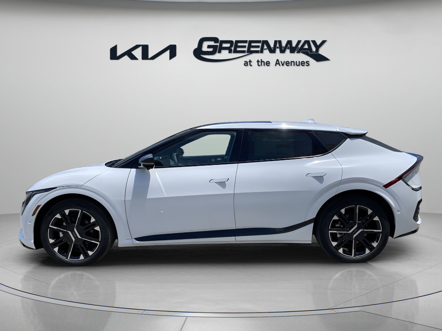 2025 Kia EV6 GT-Line photo 2