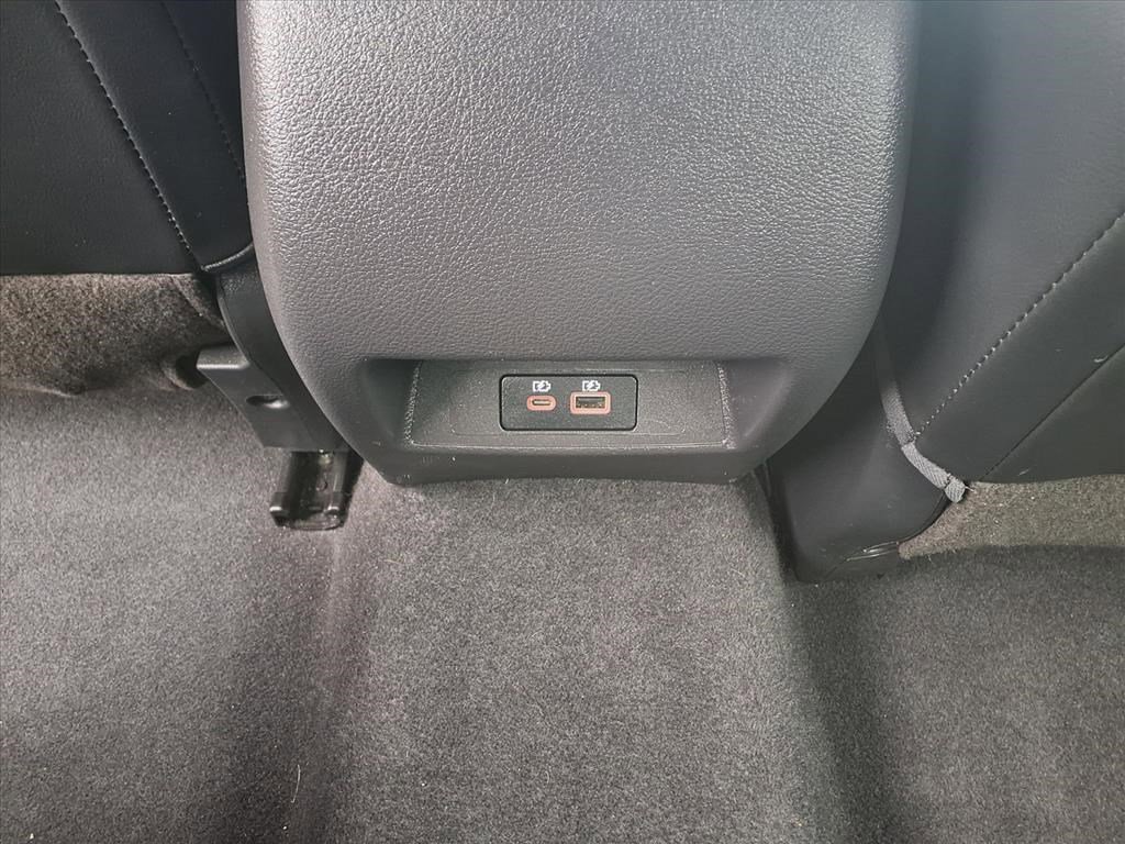 2023 Nissan Altima 2.5 SR photo 11
