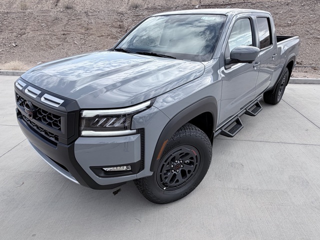 2026 Nissan Frontier PRO-4X's photo