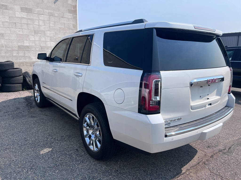 2017 Chevrolet Silverado 1500 LTZ photo 2