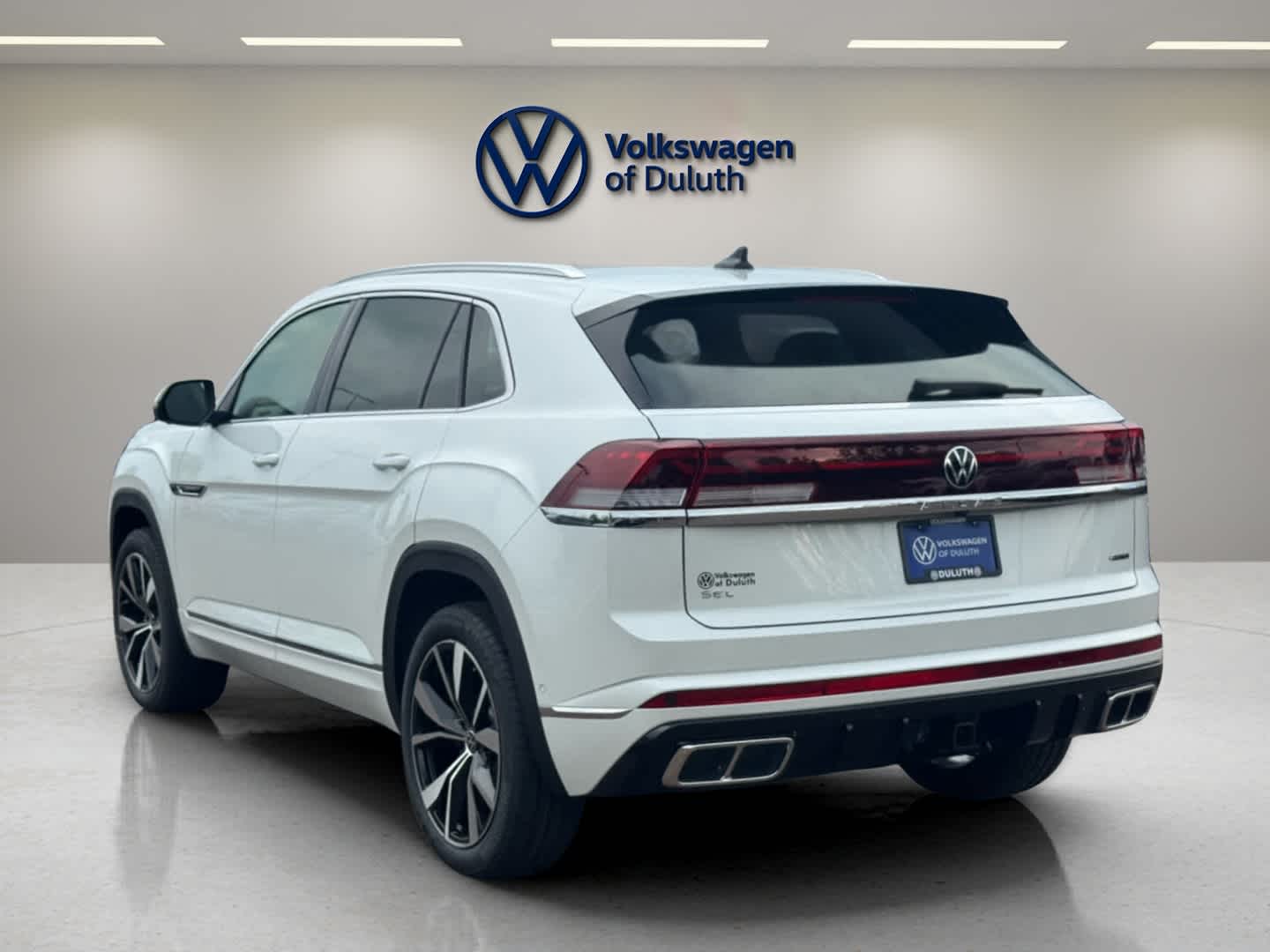 2025 Volkswagen Atlas Cross Sport SEL Premium R-Line photo 3