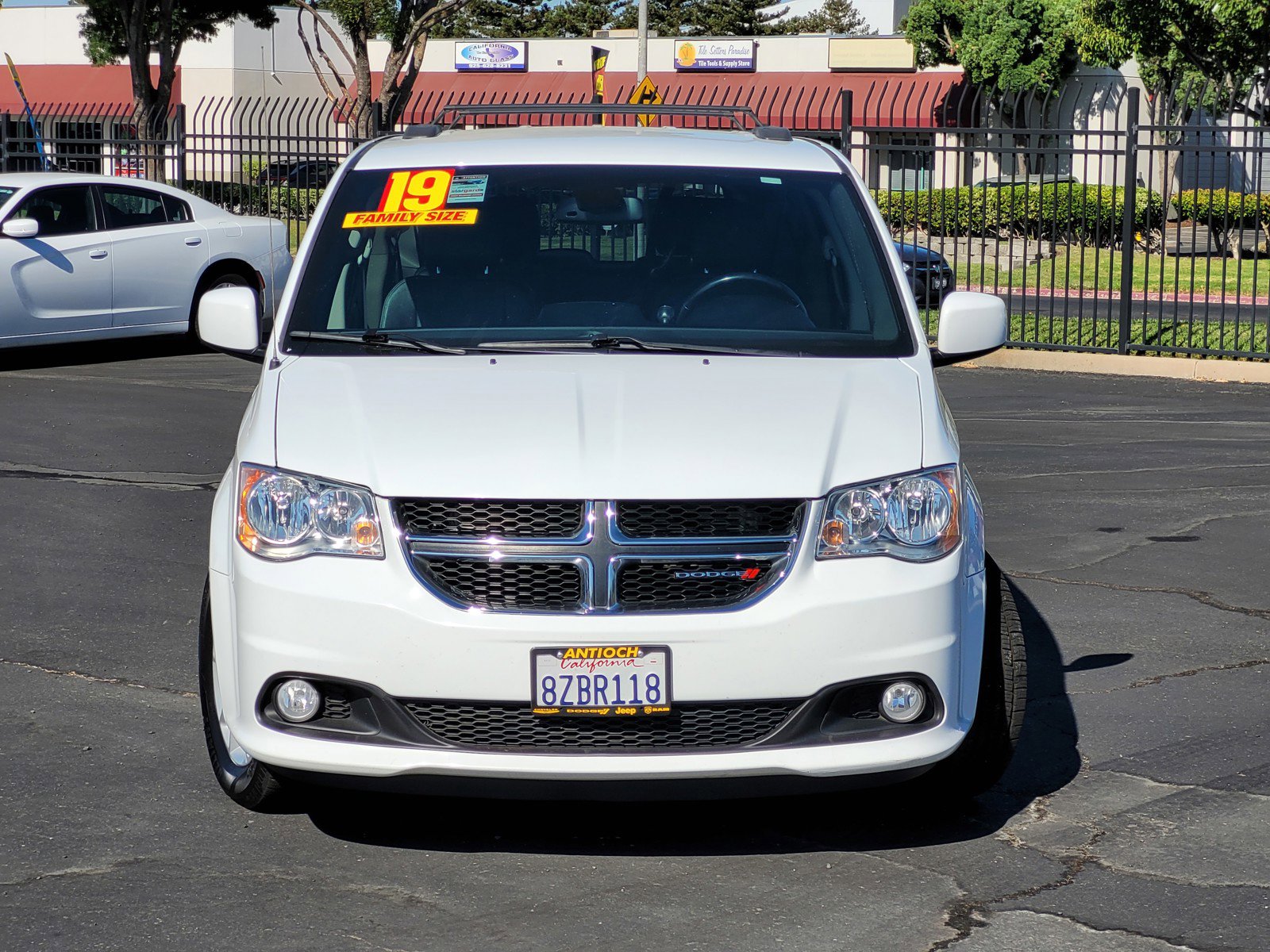 2019 Dodge Grand Caravan SXT photo 2