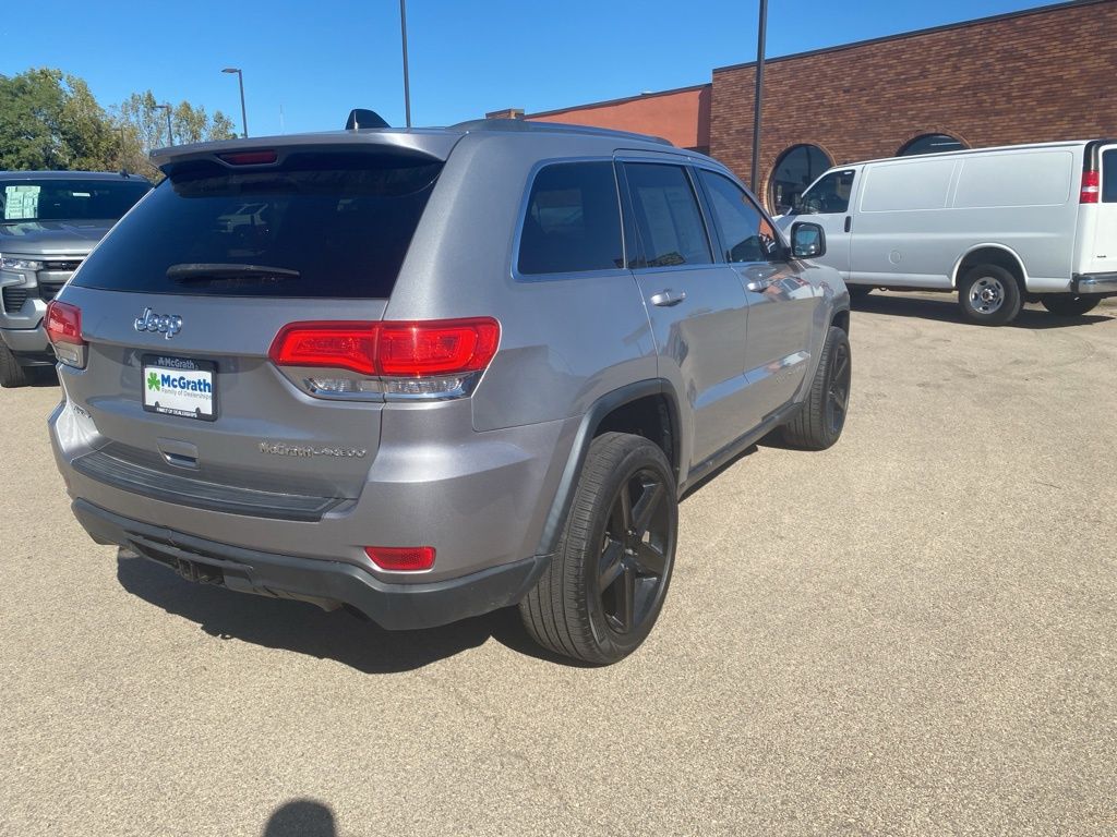 2015 Jeep Grand Cherokee Laredo photo 2