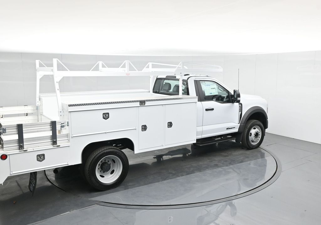 2025 Ford F-450 photo 41