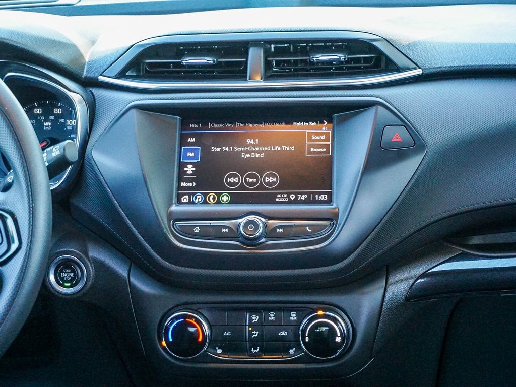 2022 Chevrolet Trailblazer LT photo 14
