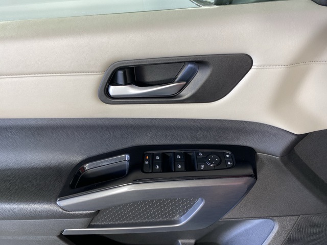 2022 Nissan Pathfinder SL photo 18