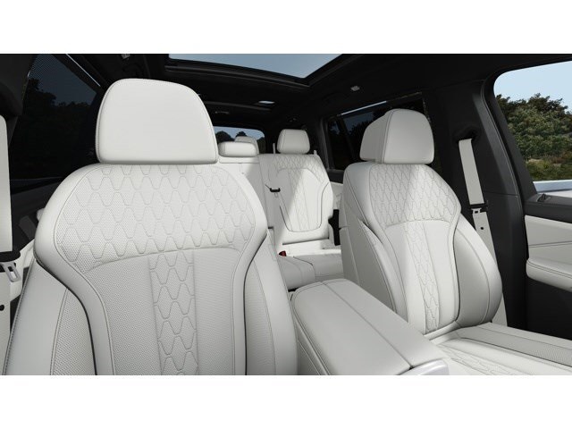 2026 Bmw X7 M60i photo 10