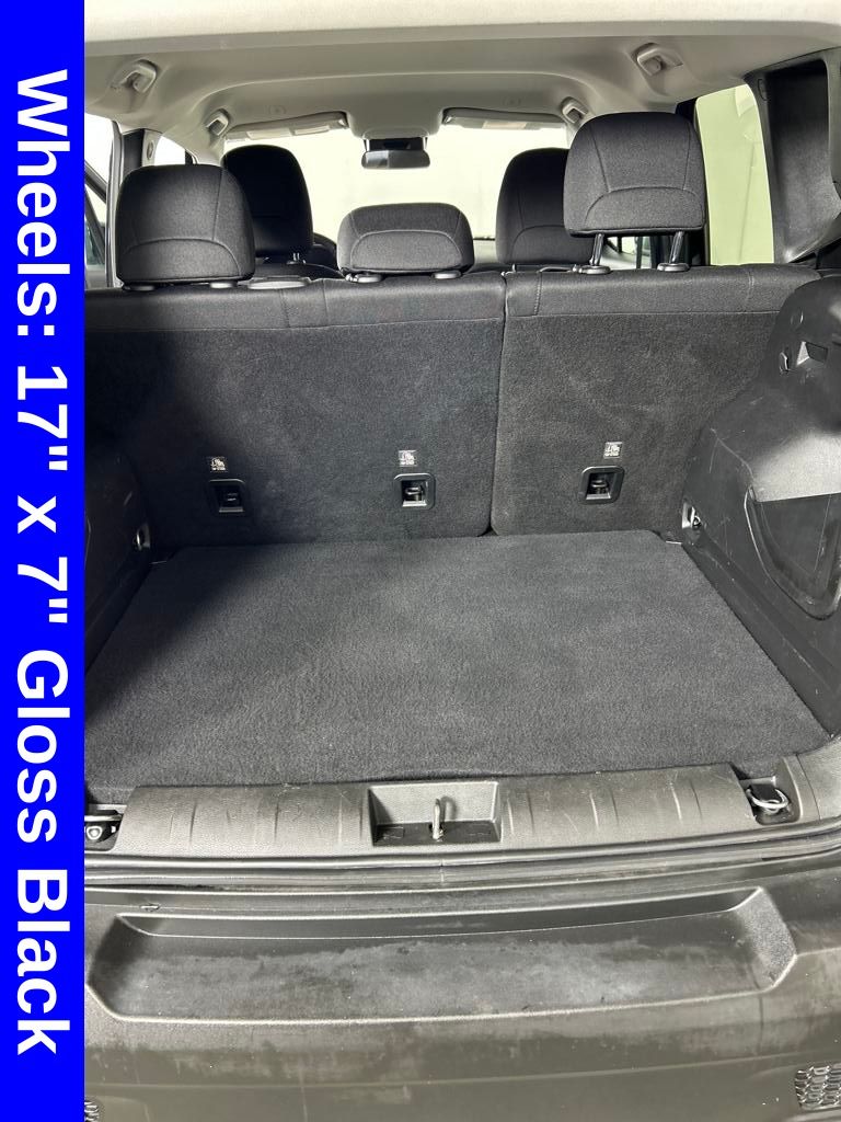 2020 Jeep Renegade Altitude photo 17