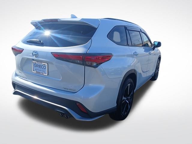 2022 Toyota Highlander XSE photo 7