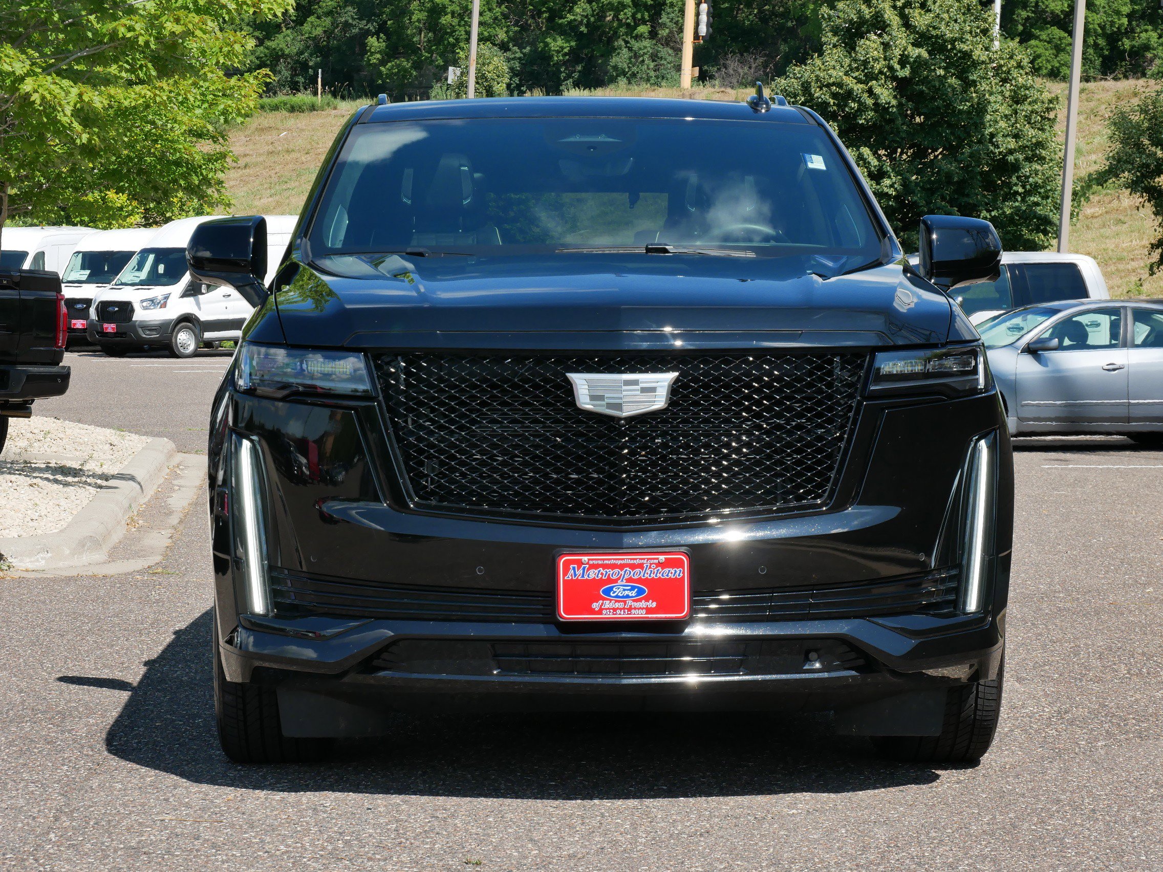 Used 2024 Cadillac Escalade Sport Platinum with VIN 1GYS4GKL5RR121283 for sale in Eden Prairie, Minnesota