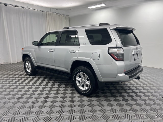 2022 Toyota 4Runner SR5 Premium photo 5