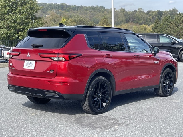 2025 Mitsubishi Outlander SEL Black Edition photo 6