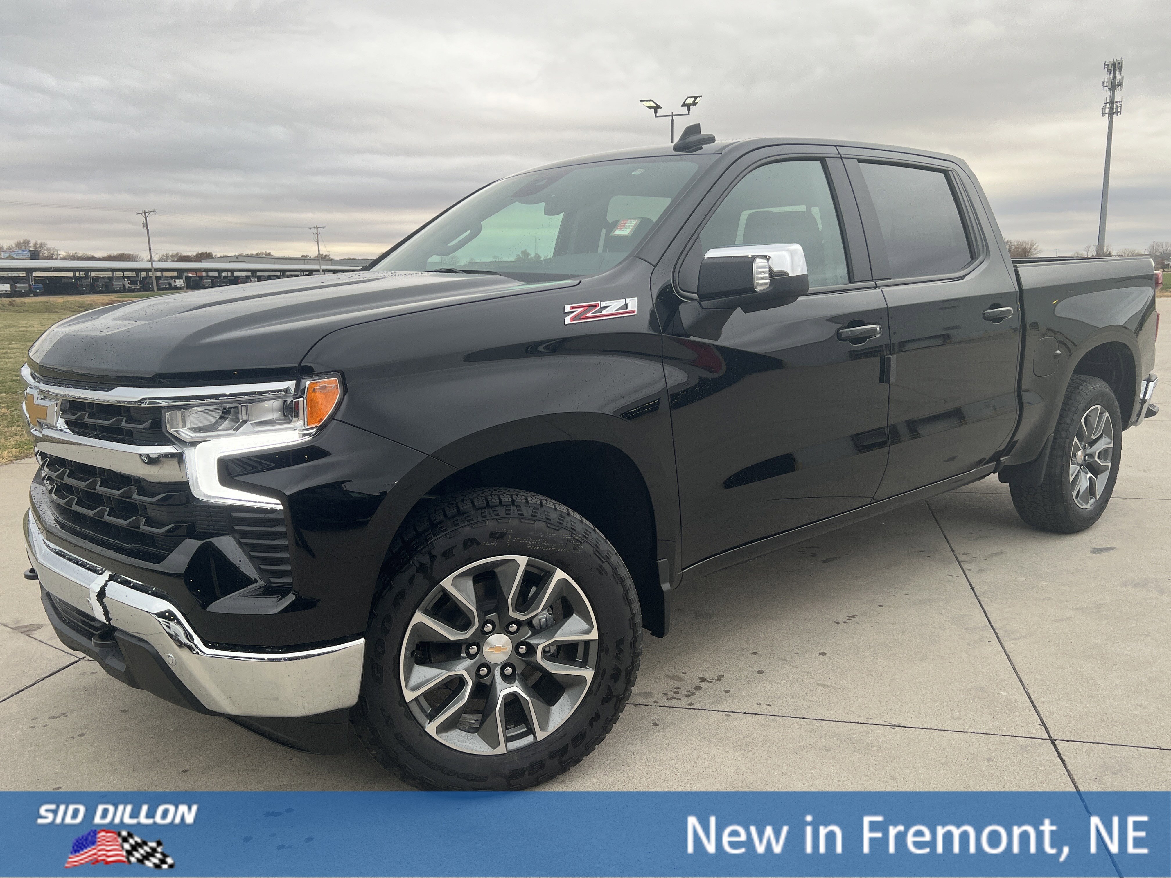 2026 Chevrolet Silverado 1500 LT's photo