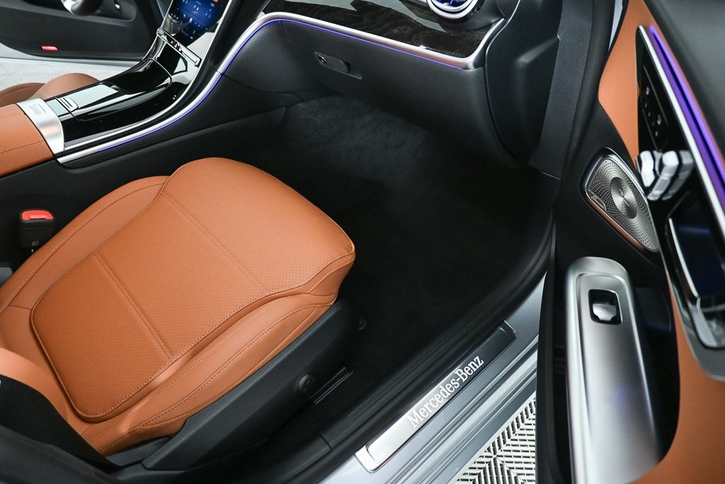 2025 Mercedes Benz C 300 photo 21