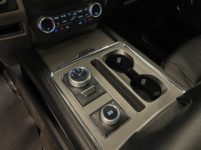 2020 Ford Expedition XLT photo 14