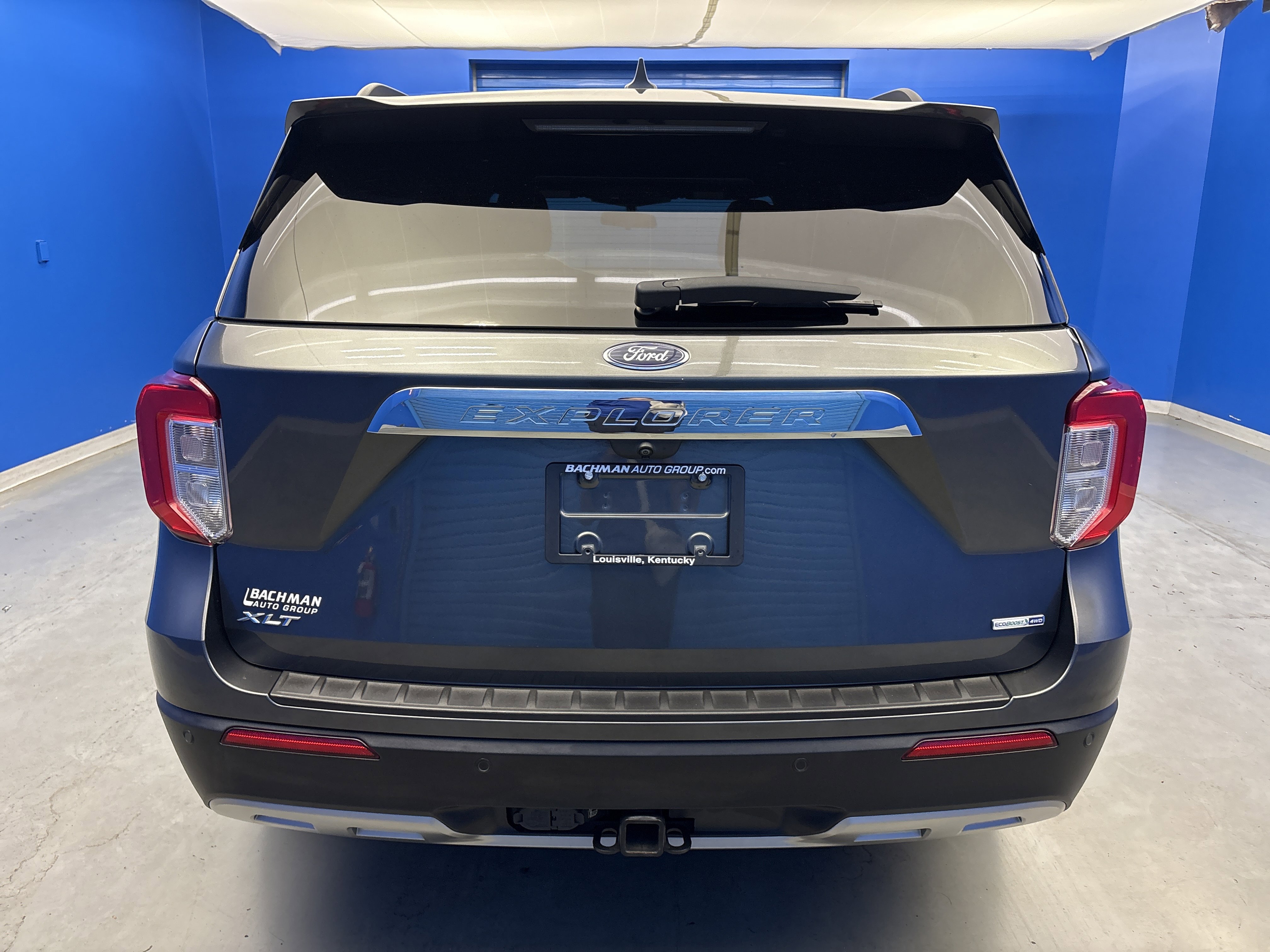 2020 Ford Explorer XLT photo 3