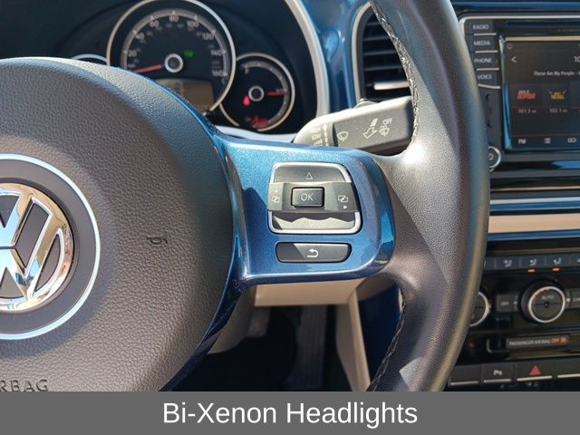 2019 Volkswagen Beetle SE photo 6