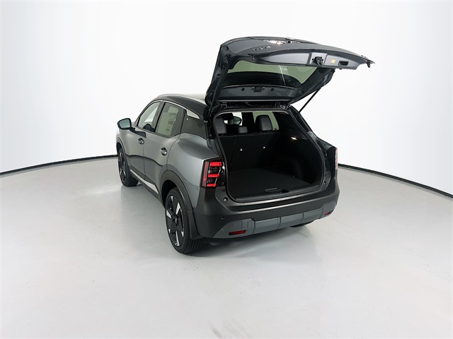 2025 Nissan Kicks SR photo 24