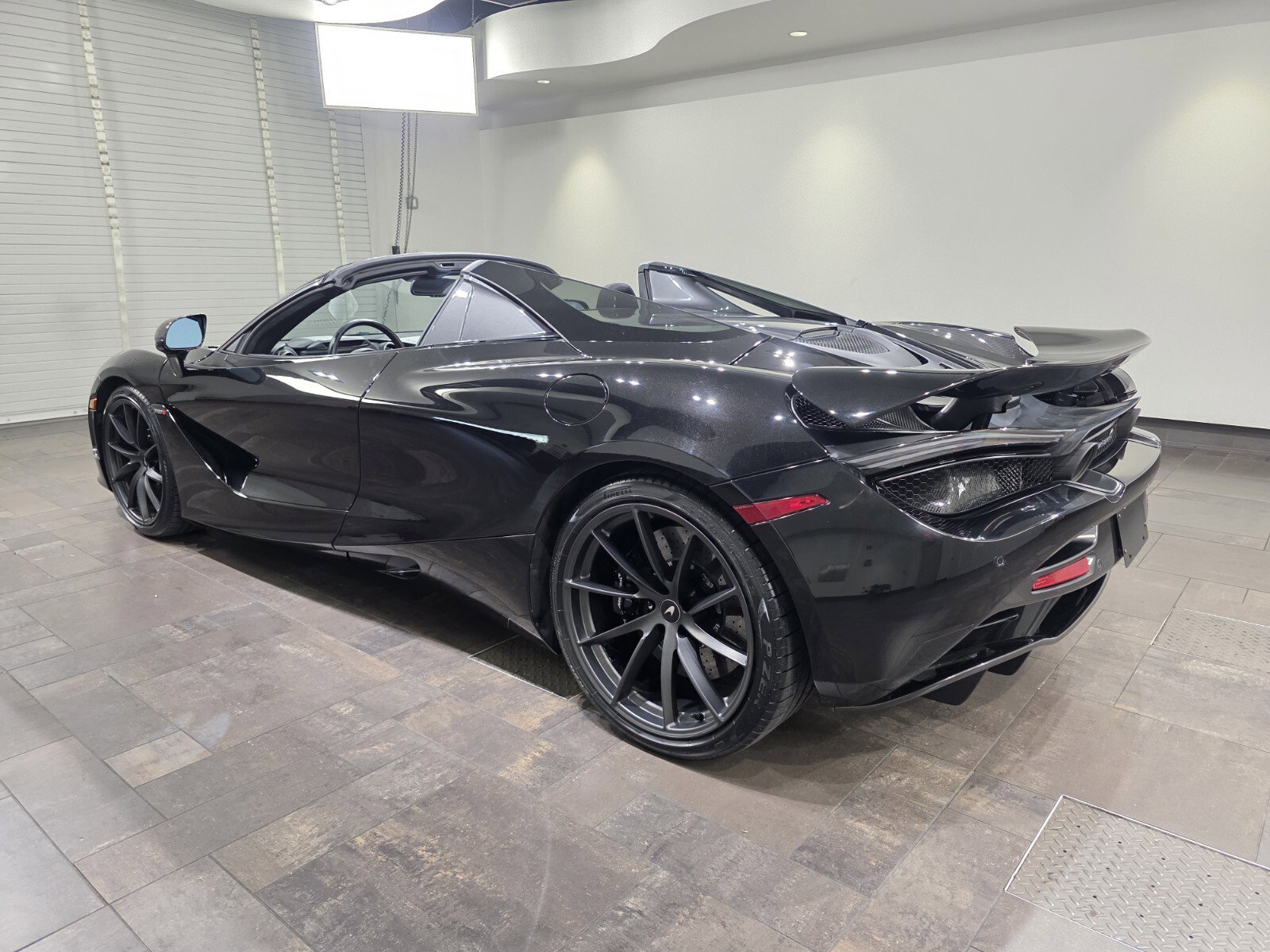 2021 Mclaren 720S Spider photo 4