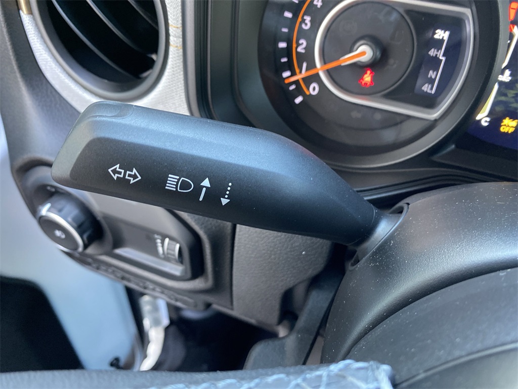 2025 Jeep Wrangler Sport S photo 22