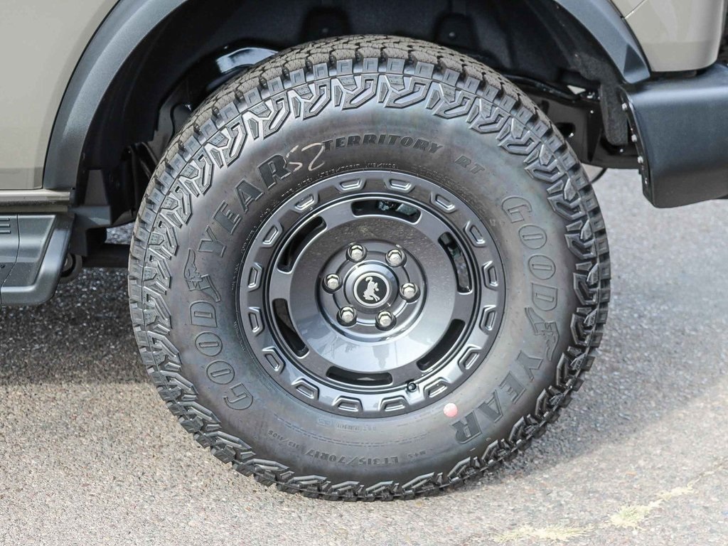 2025 Ford Bronco Outer Banks photo 7