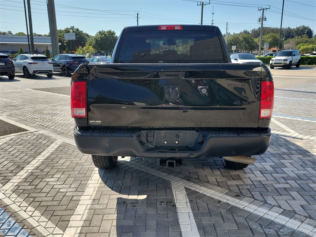 2022 Ram 1500 Classic Tradesman photo 4
