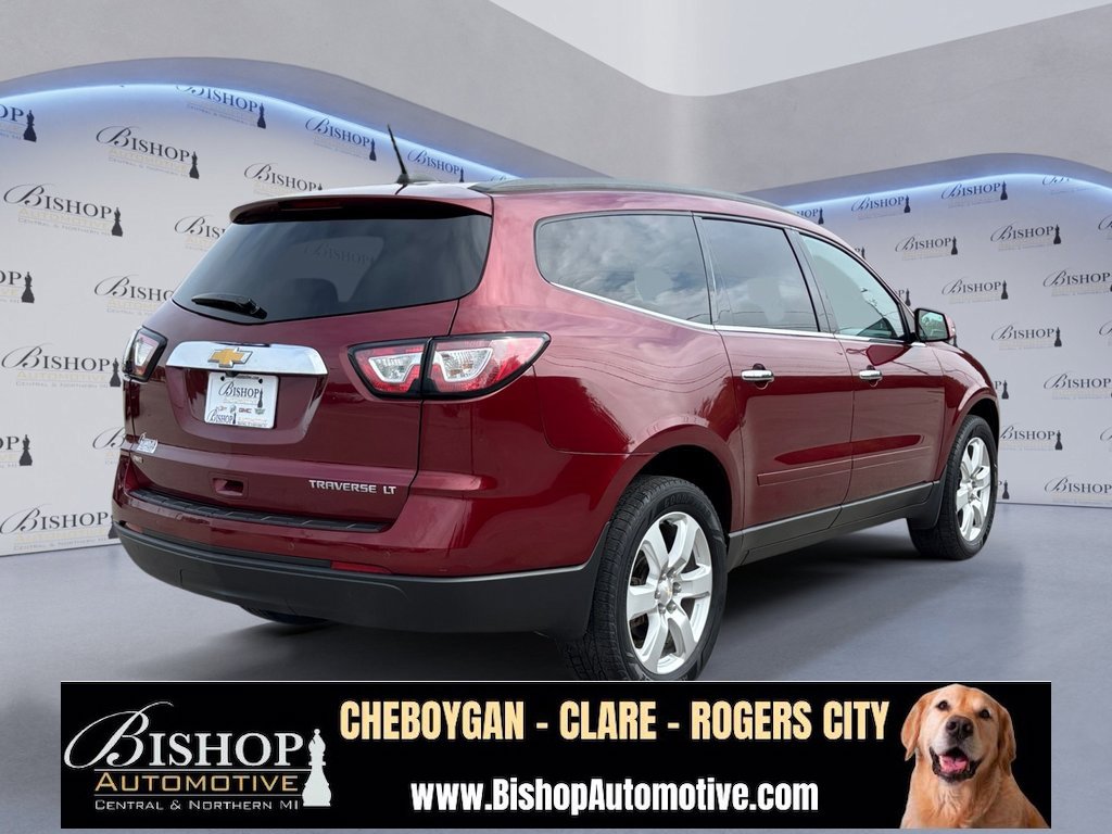 2016 Chevrolet Traverse 1LT photo 5
