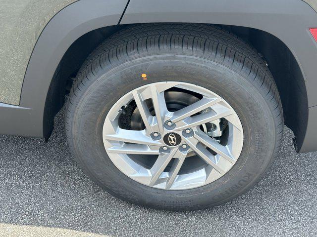 2025 Hyundai Tucson SE photo 16