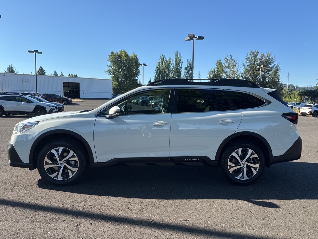 2022 Subaru Outback Limited XT photo 4