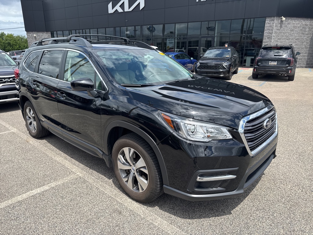 Used 2019 Subaru Ascent Premium with VIN 4S4WMACD6K3441552 for sale in Conshohocken, PA