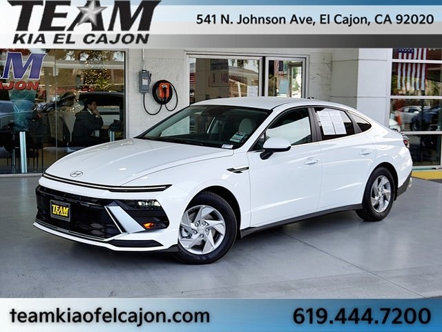 2025 Hyundai Sonata SE's photo