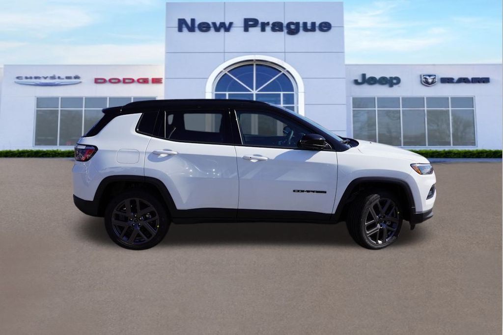 2025 Jeep Compass Limited photo 2