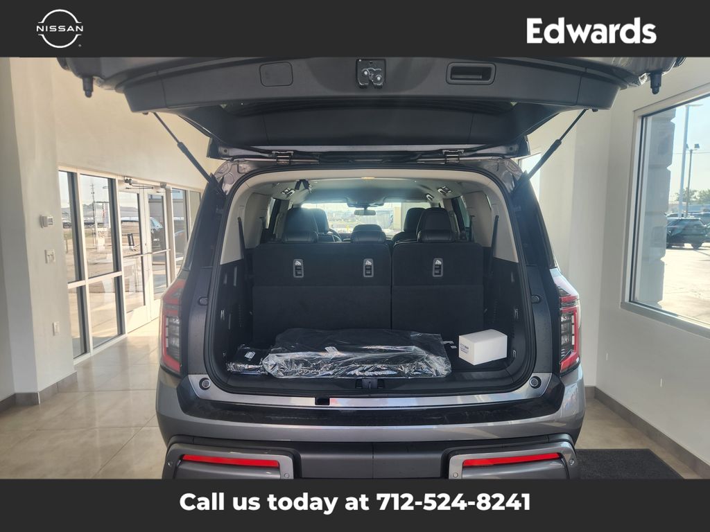 2026 Nissan Armada SV photo 10