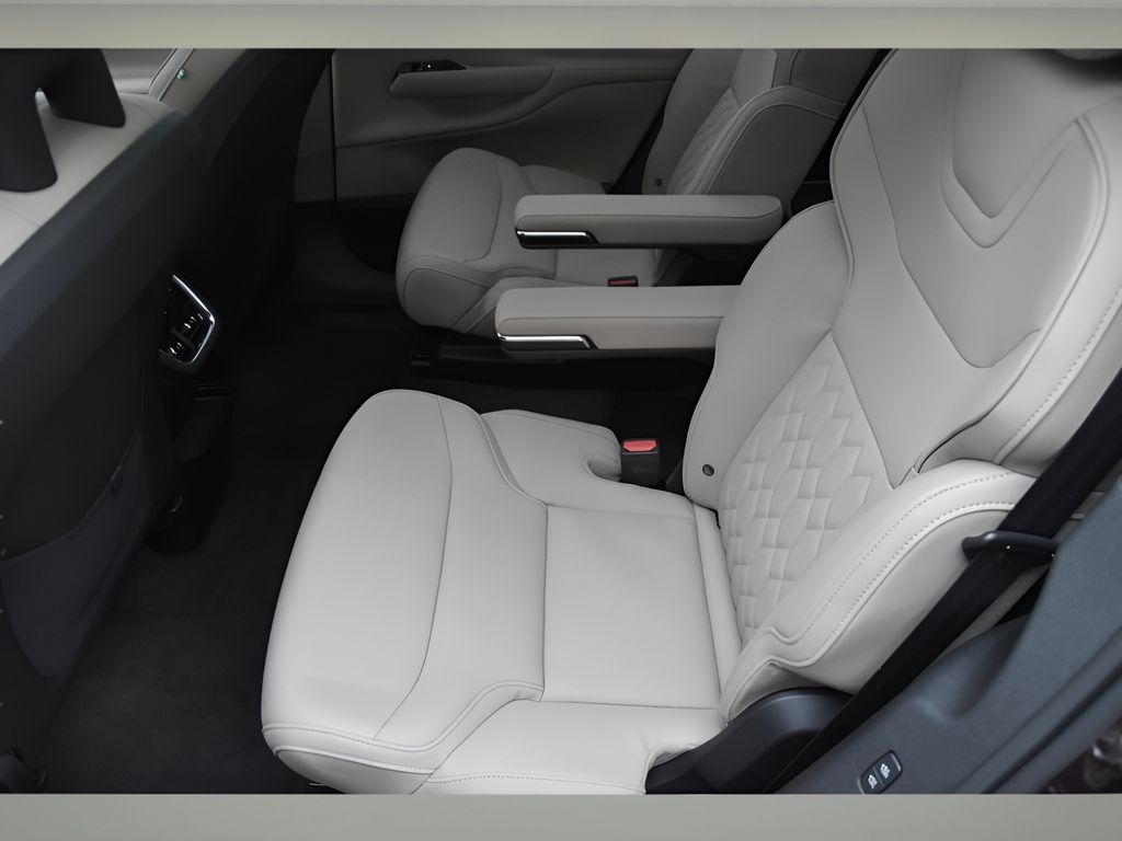 2025 Volvo EX90 Ultra photo 10