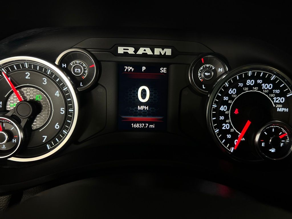 2024 Ram 2500 Big Horn photo 16